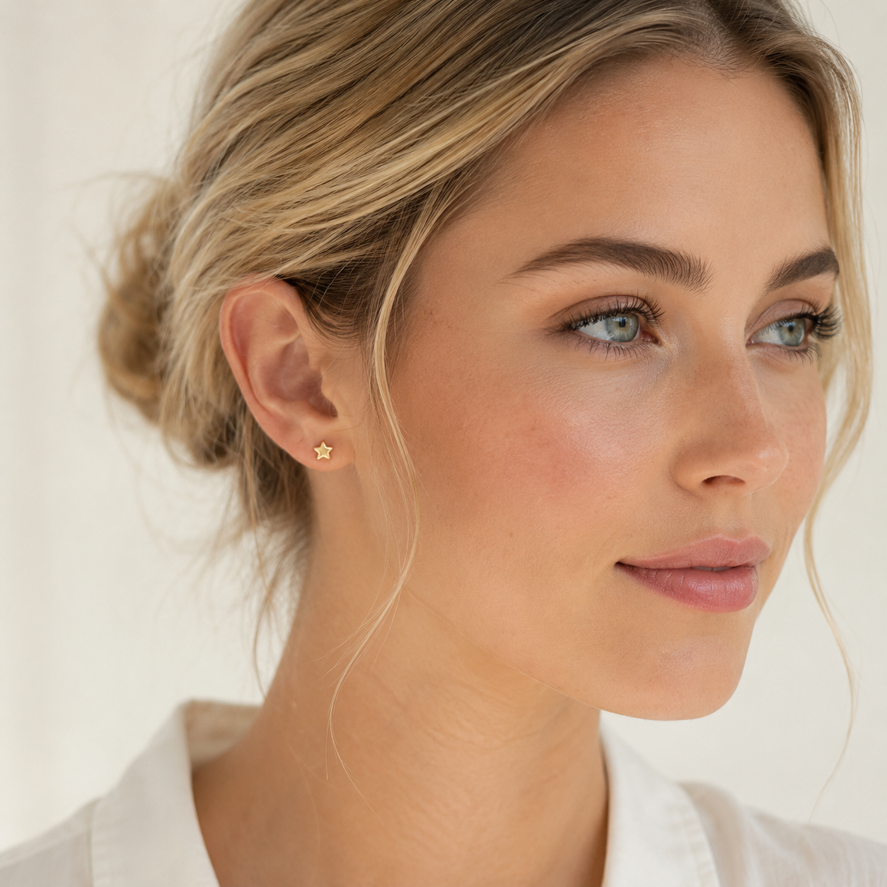 WW DREISEGEL Earring Set lifestyle and detail image